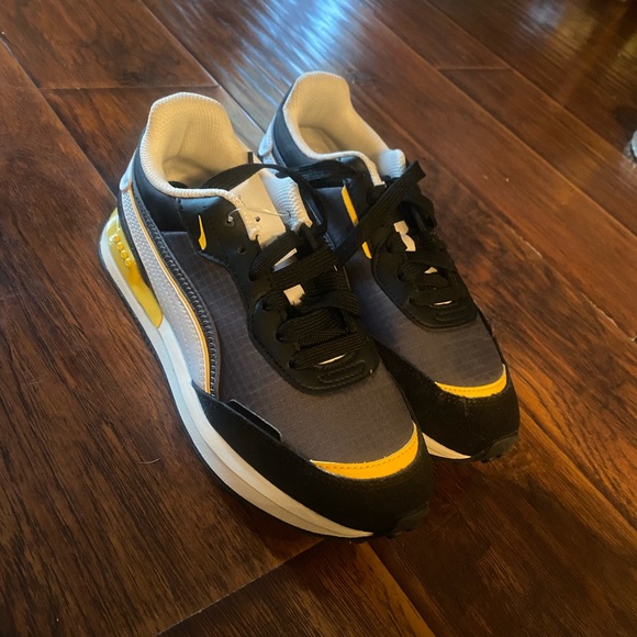 Puma City Rider Electric Sneaker - Picture 2 of 5